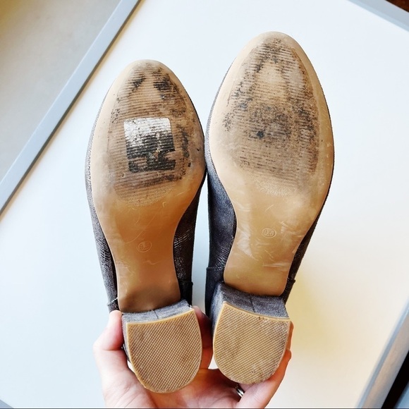 Very G Silver Metallic Boa Print Block Heel Booties Size US 9.5 - Picture 13 of 14